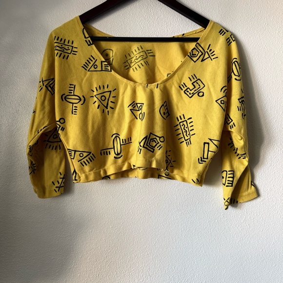 Vintage 80s/90s Yellow Graphic Women's Cropped Top Scoop Back - Picture 2 of 4
